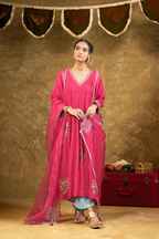 Pink 5 Boota Kurta Set