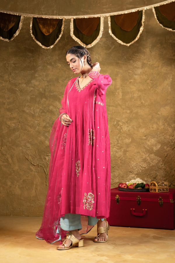 Pink 5 Boota Kurta Set
