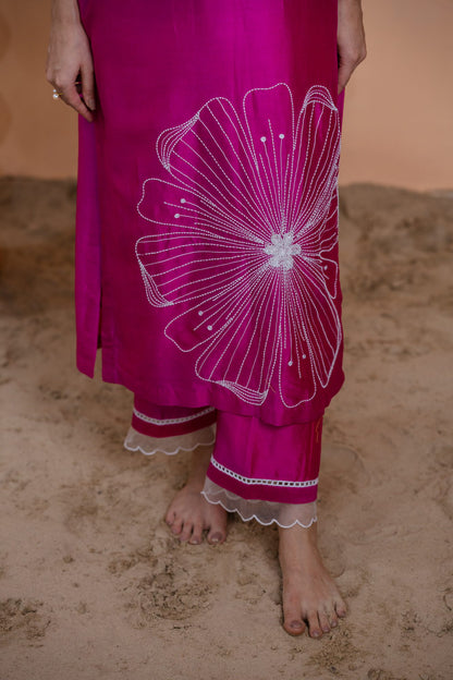 Pink Floral Motif Straight Kurta Set