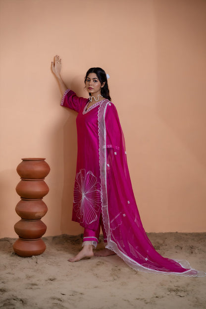 Pink Floral Motif Straight Kurta Set