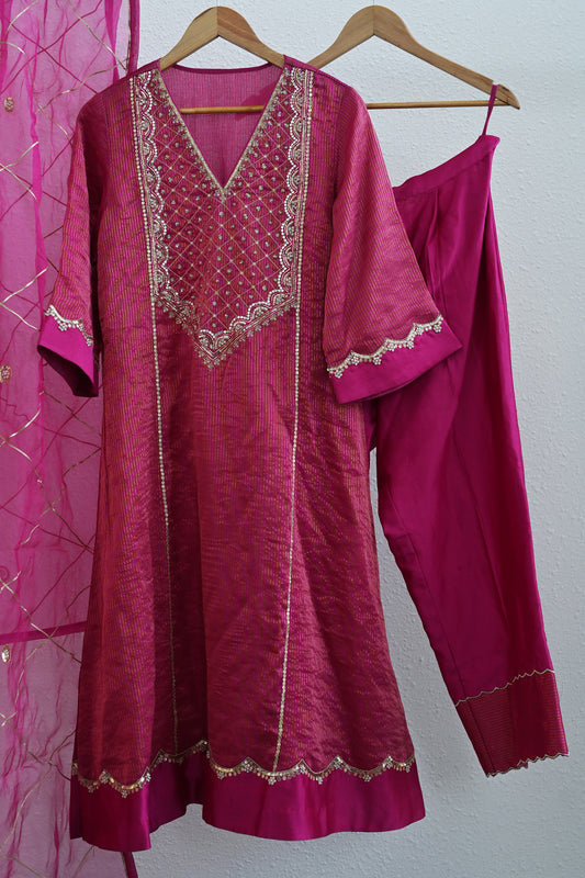 Pink Side Jaal Suit Set