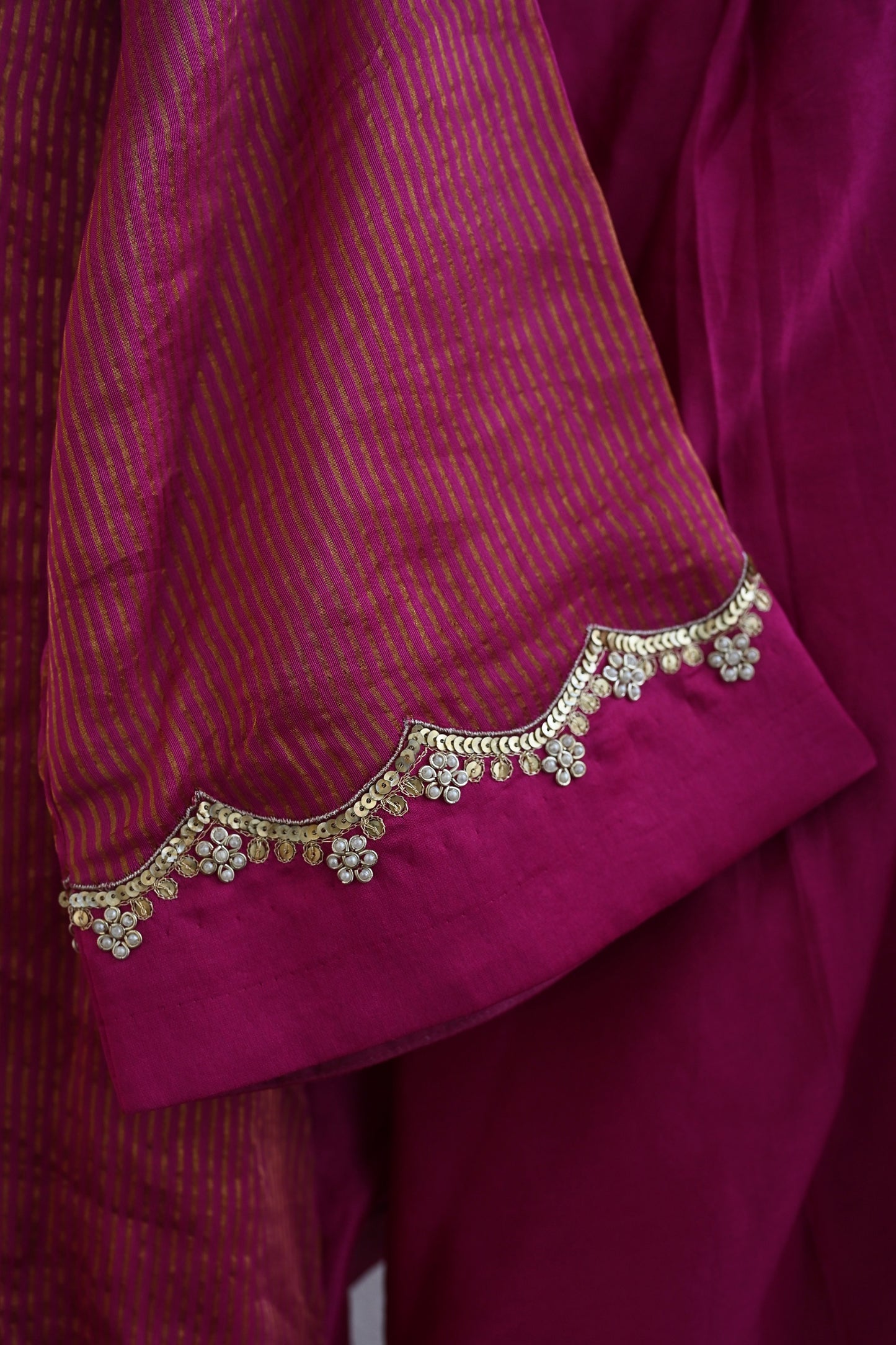 Pink Side Jaal Suit Set