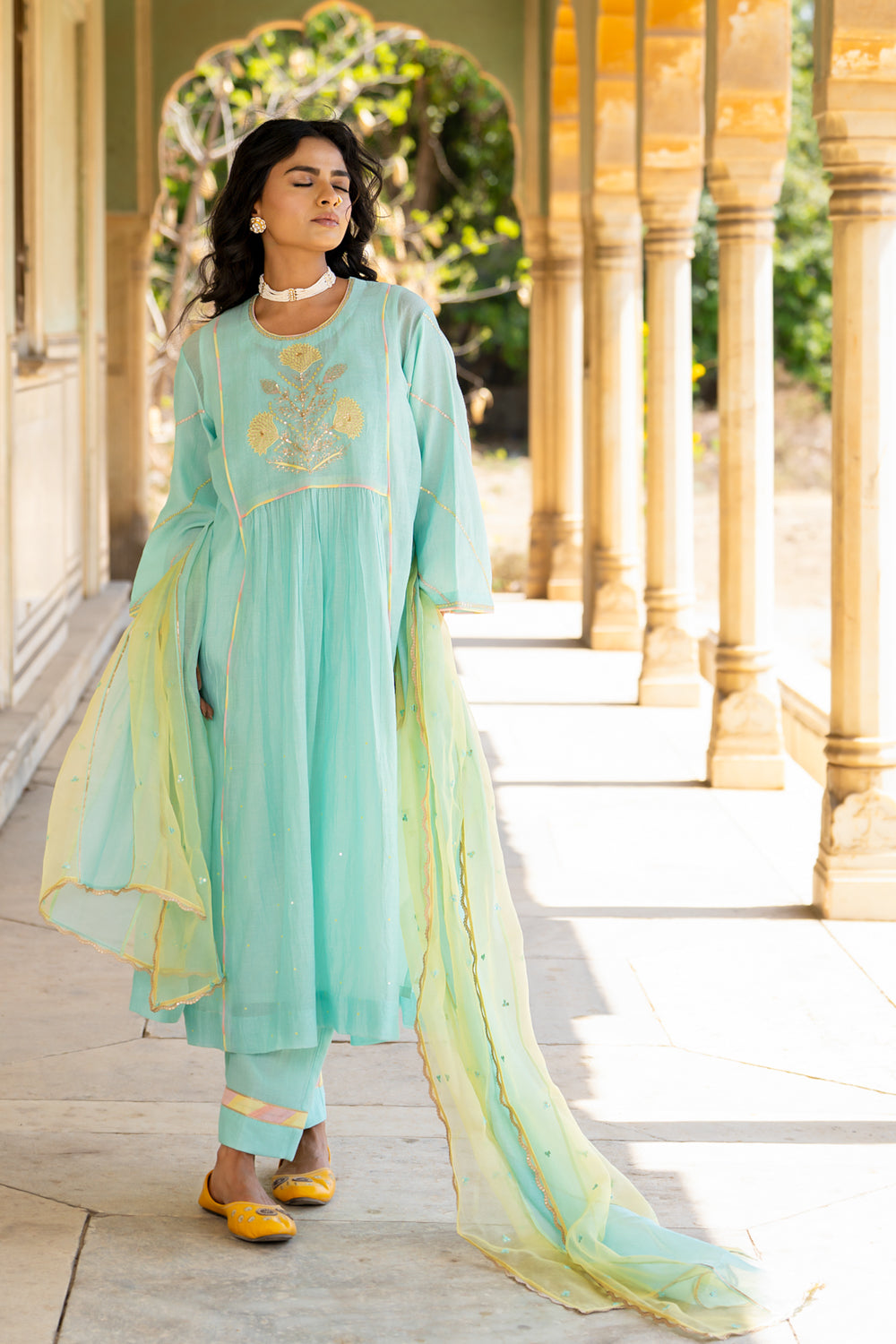 Pastel Blue Poppy Motif Boota Set