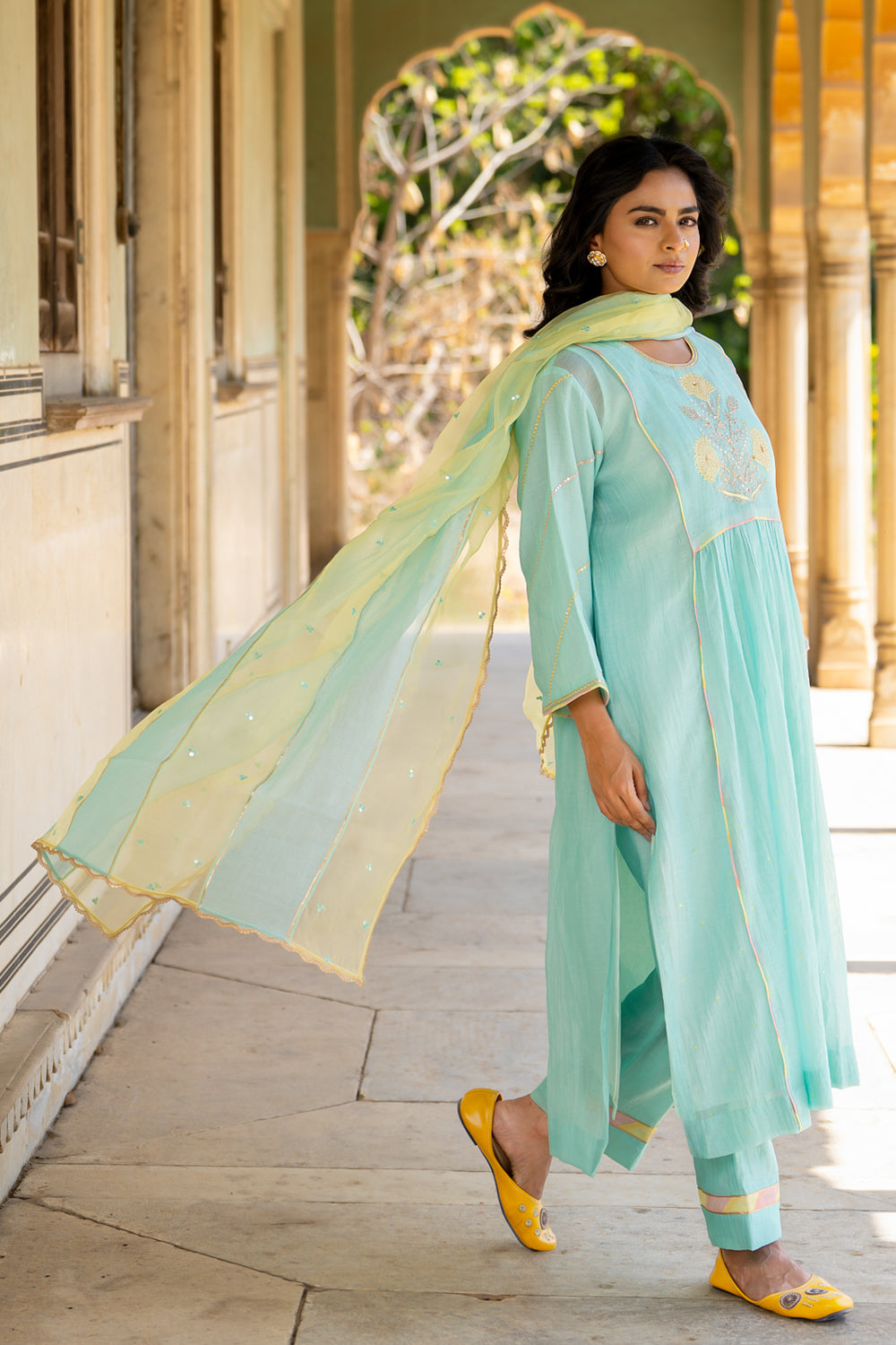 Pastel Blue Poppy Motif Boota Set