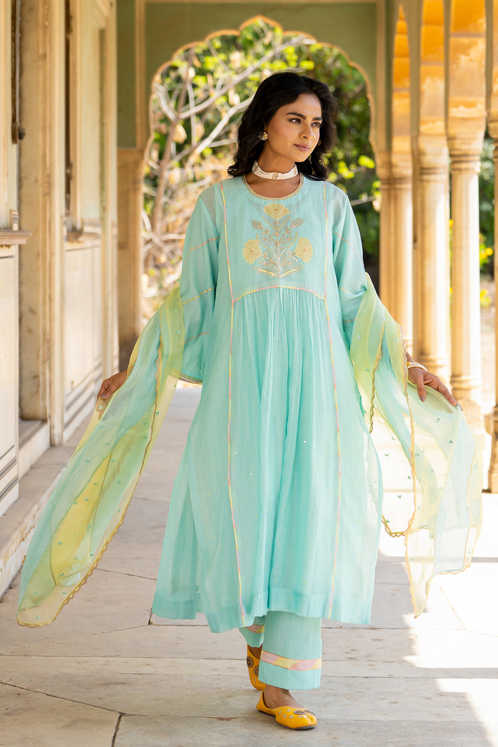 Pastel Blue Poppy Motif Boota Set