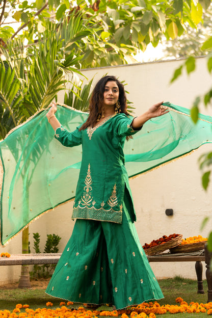 Green Boota Aari Sharara