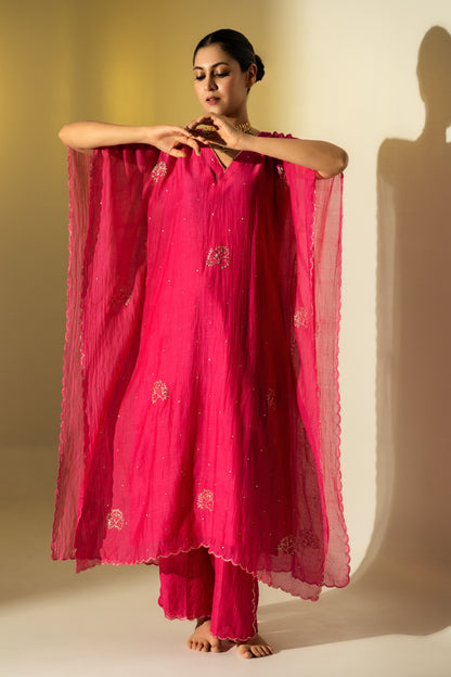 Rani Pink Flower Motif Kaftan Set